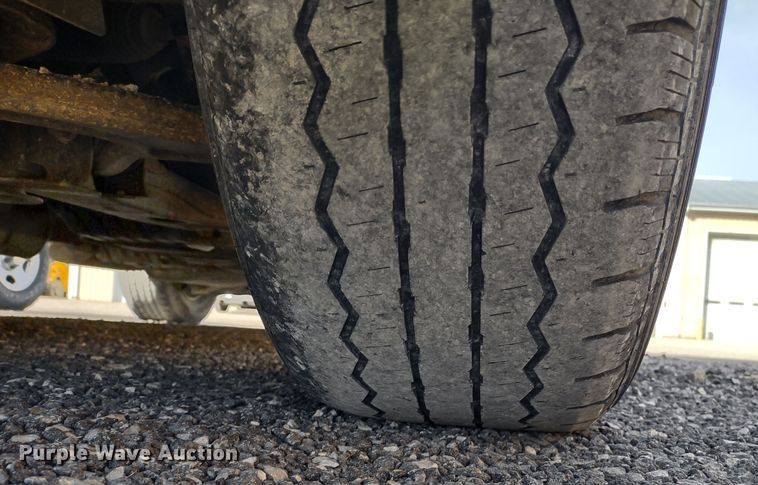 image for item DR8258 2012 Chevrolet Traverse LS  SUV