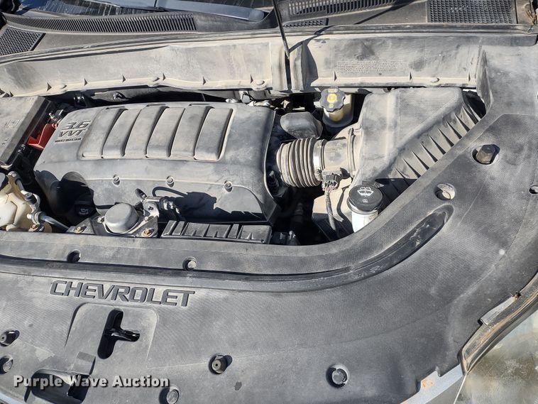 image for item DR8259 2011 Chevrolet Traverse LS  SUV