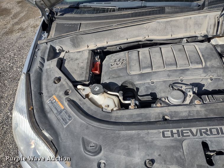 image for item DR8259 2011 Chevrolet Traverse LS  SUV