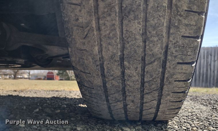 image for item DR8259 2011 Chevrolet Traverse LS  SUV