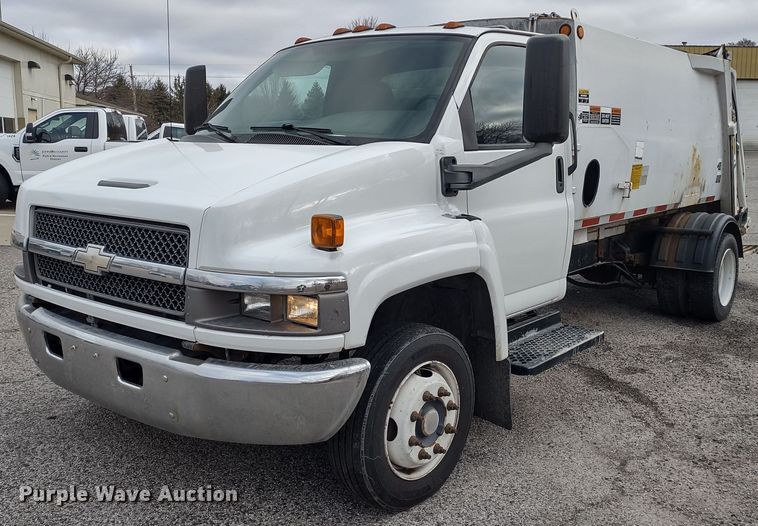 image for item DR8265 2007 Chevrolet C4500  refuse truck