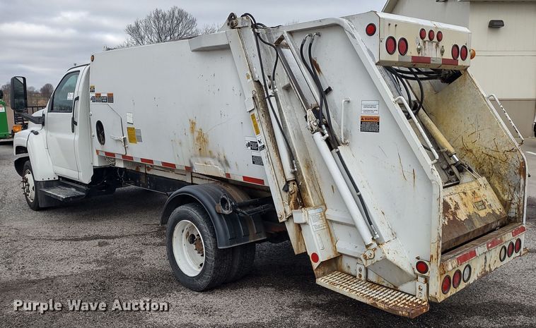 image for item DR8265 2007 Chevrolet C4500  refuse truck
