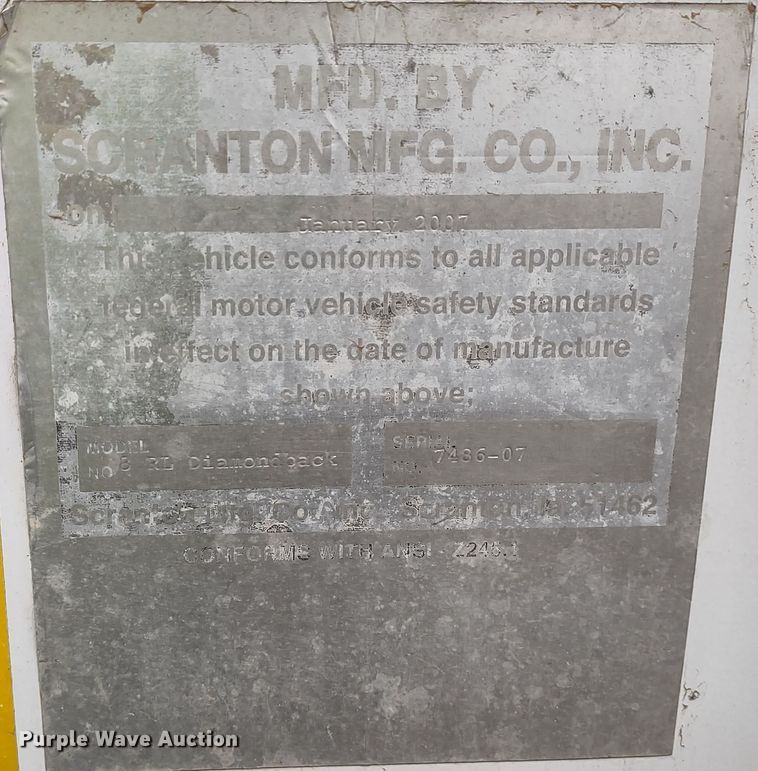 image for item DR8265 2007 Chevrolet C4500  refuse truck