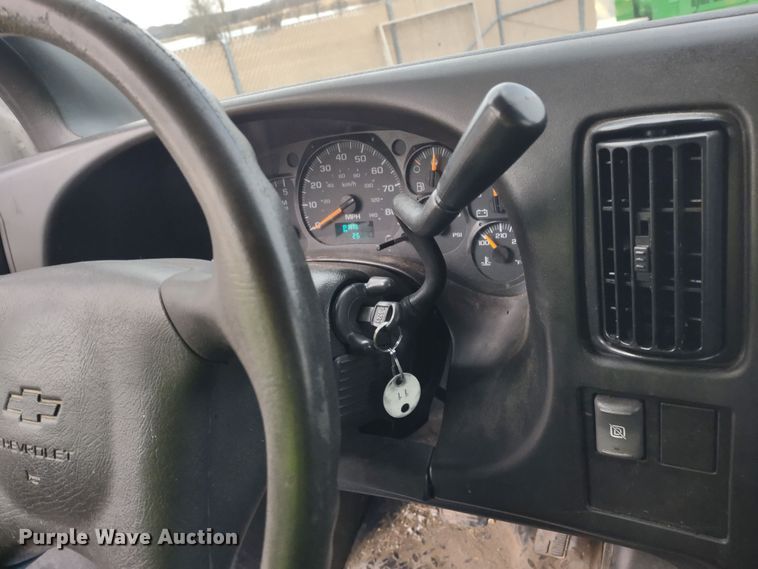 image for item DR8265 2007 Chevrolet C4500  refuse truck