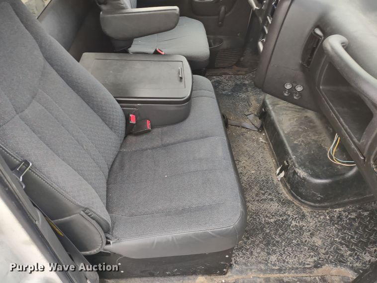 image for item DR8265 2007 Chevrolet C4500  refuse truck