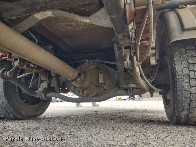 image for item DR8265 2007 Chevrolet C4500  refuse truck