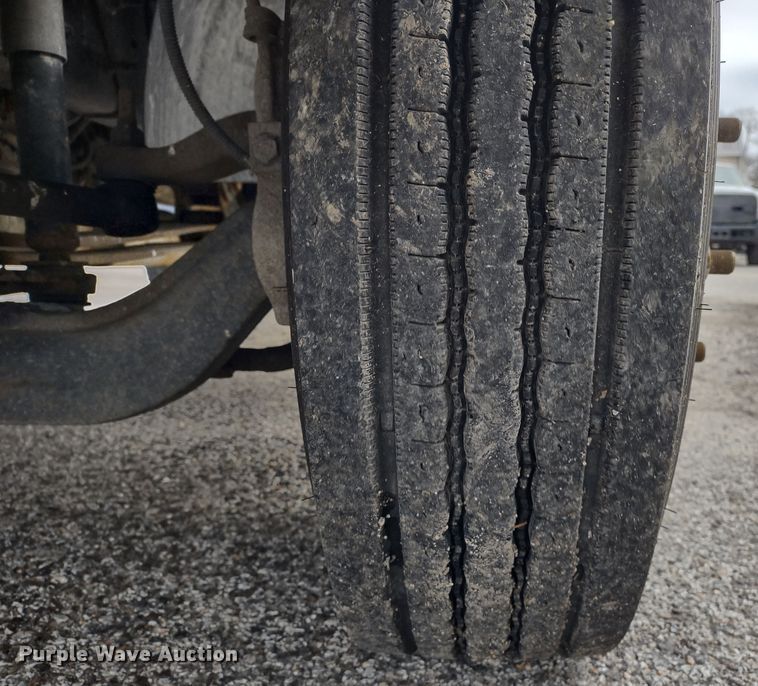 image for item DR8265 2007 Chevrolet C4500  refuse truck