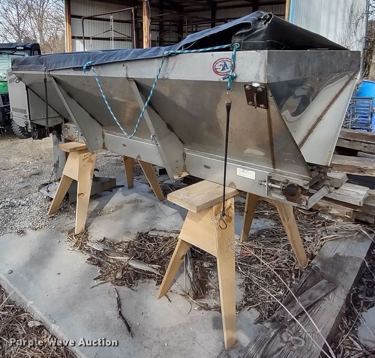 image for item DR8267 Buyers SCH096C  spreader