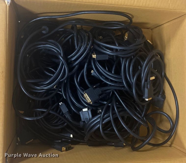 image for item HP9448 (125) 6'L DVI to VGA cables