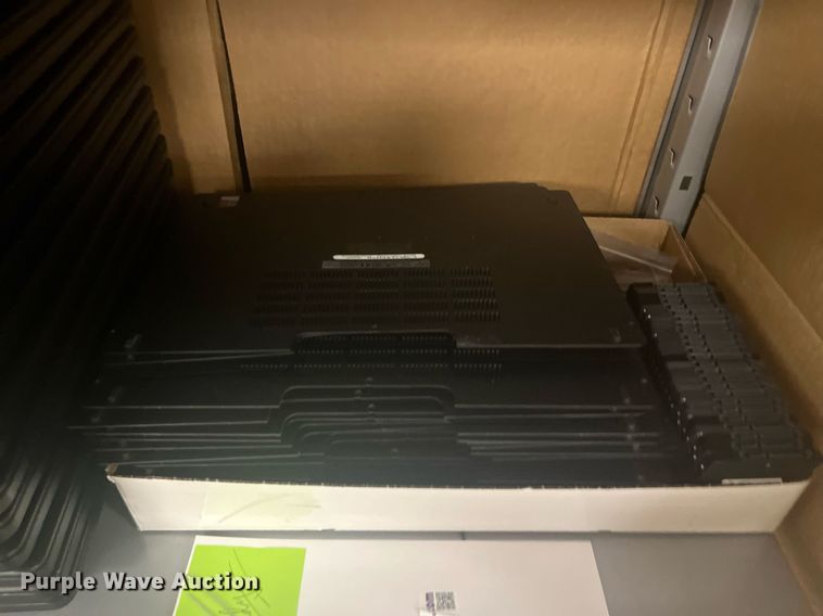 image for item HP9453 (52) Dell Latitude E5550 laptops