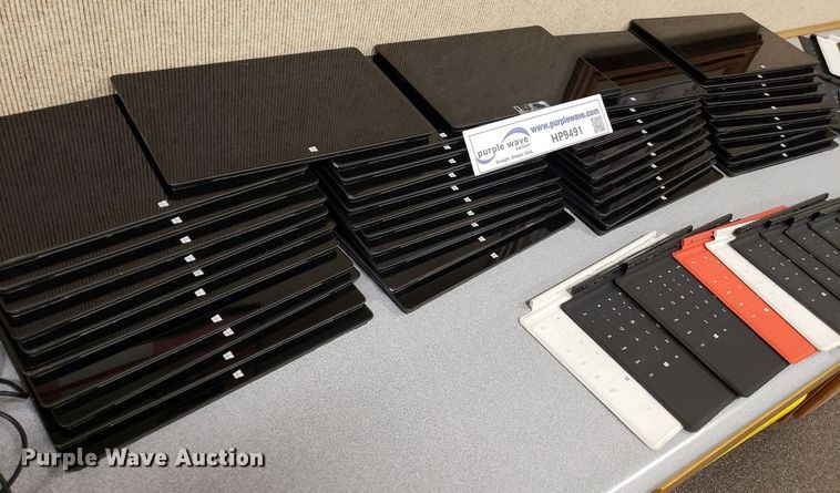 image for item HP9491 (42) Microsoft Surface RT 1516 tablets