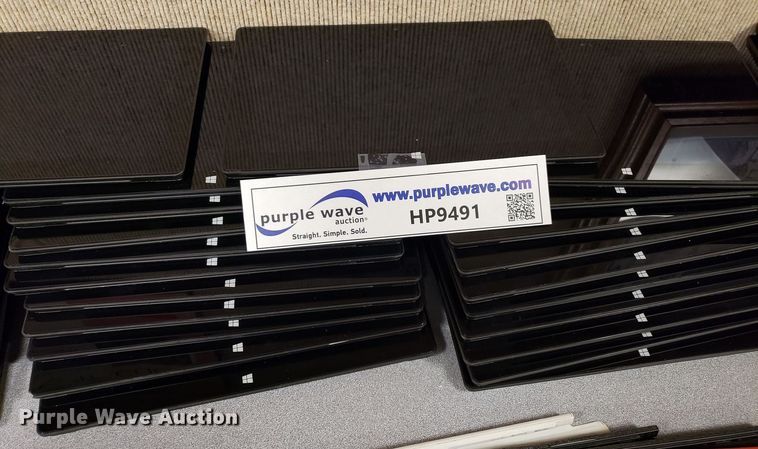 image for item HP9491 (42) Microsoft Surface RT 1516 tablets