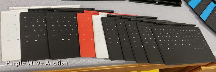 image for item HP9491 (42) Microsoft Surface RT 1516 tablets