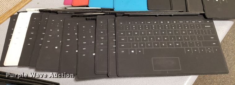 image for item HP9491 (42) Microsoft Surface RT 1516 tablets