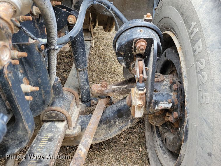 image for item IO9444 2018 Blue Bird  school bus