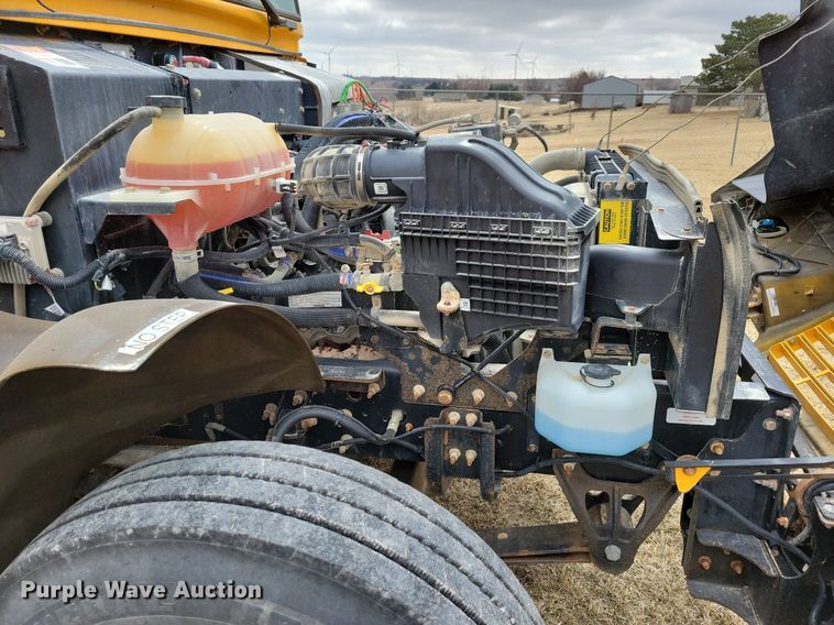 image for item IO9444 2018 Blue Bird  school bus