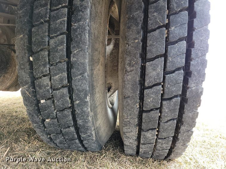 image for item IO9444 2018 Blue Bird  school bus