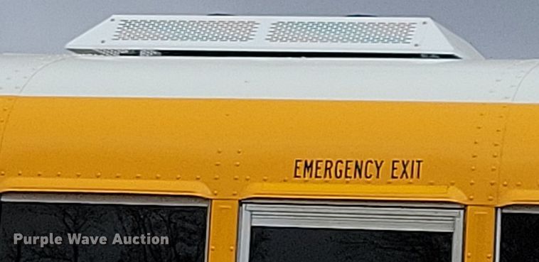 image for item IO9445 2018 Blue Bird  school bus