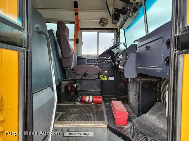 image for item IO9445 2018 Blue Bird  school bus