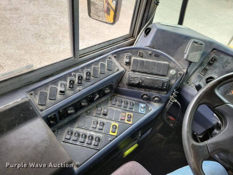 image for item IO9445 2018 Blue Bird  school bus