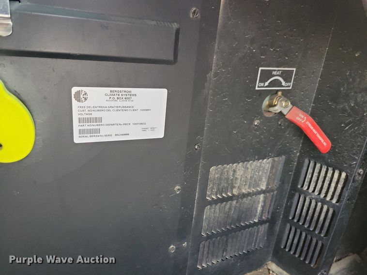 image for item IO9445 2018 Blue Bird  school bus