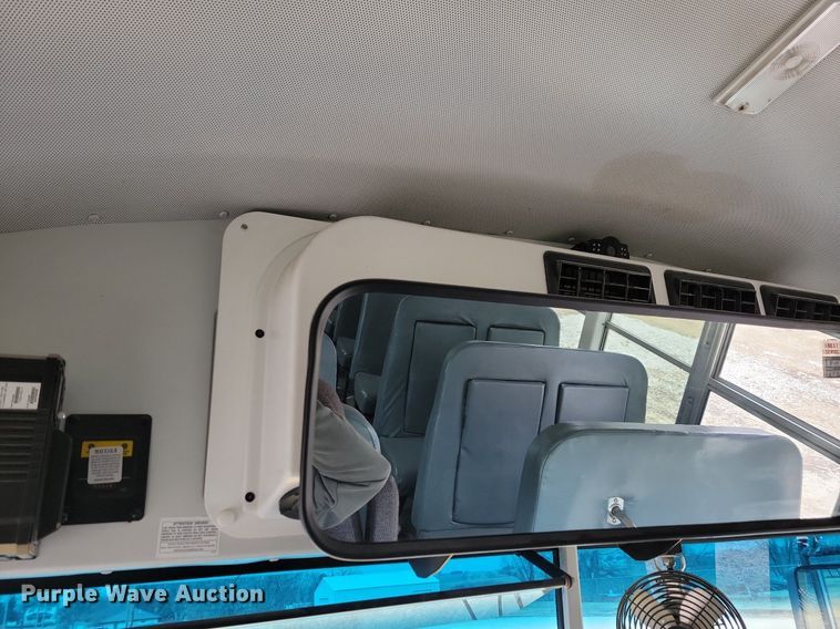 image for item IO9445 2018 Blue Bird  school bus