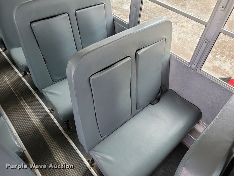 image for item IO9445 2018 Blue Bird  school bus