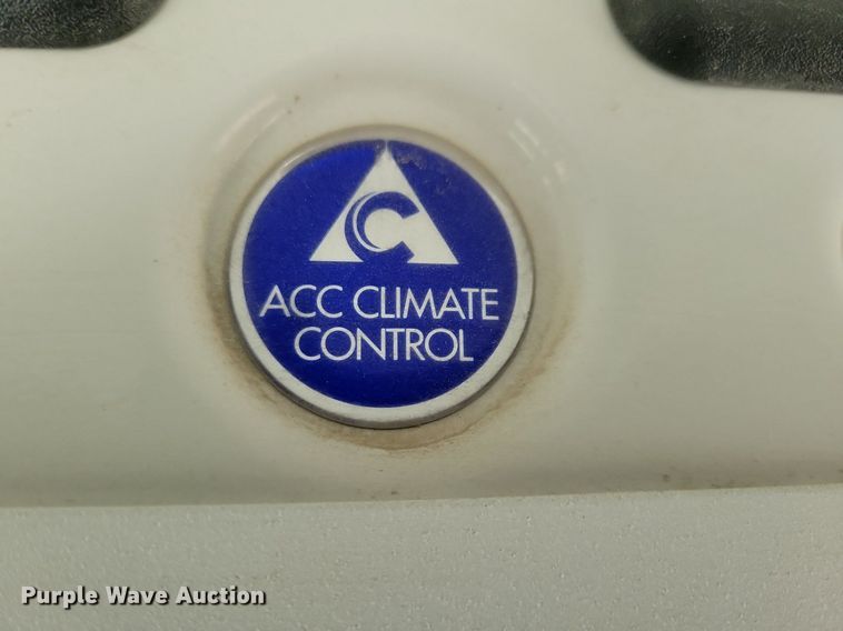 image for item IO9445 2018 Blue Bird  school bus