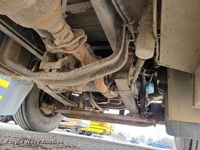 image for item IO9445 2018 Blue Bird  school bus