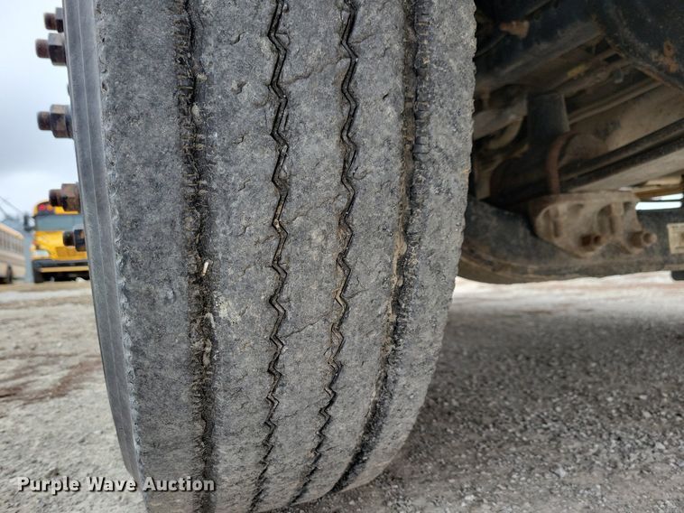 image for item IO9445 2018 Blue Bird  school bus