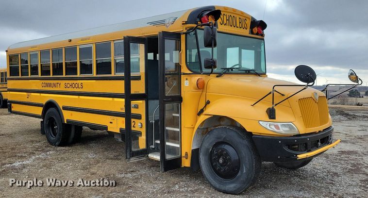 image for item IO9448 2015 IC Corp  school bus