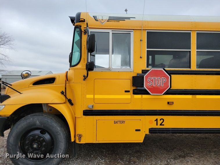 image for item IO9448 2015 IC Corp  school bus