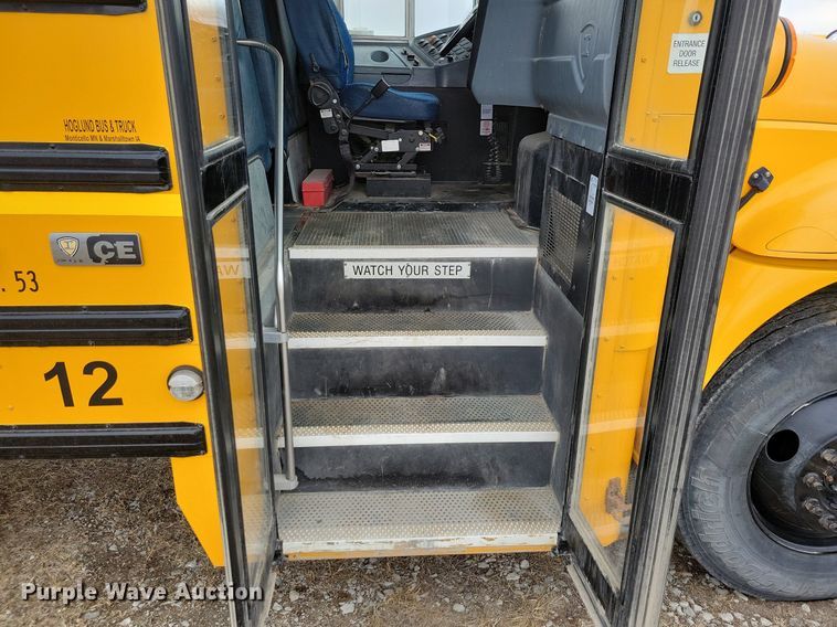 image for item IO9448 2015 IC Corp  school bus