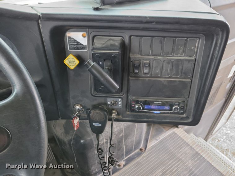 image for item IO9448 2015 IC Corp  school bus