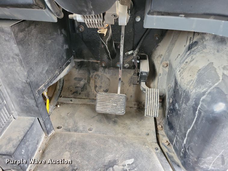 image for item IO9448 2015 IC Corp  school bus