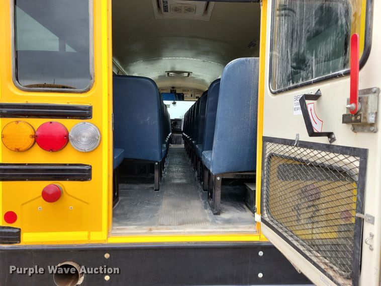 image for item IO9448 2015 IC Corp  school bus