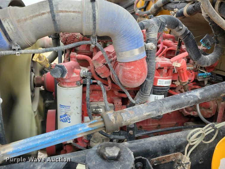 image for item IO9448 2015 IC Corp  school bus