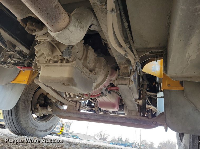 image for item IO9448 2015 IC Corp  school bus