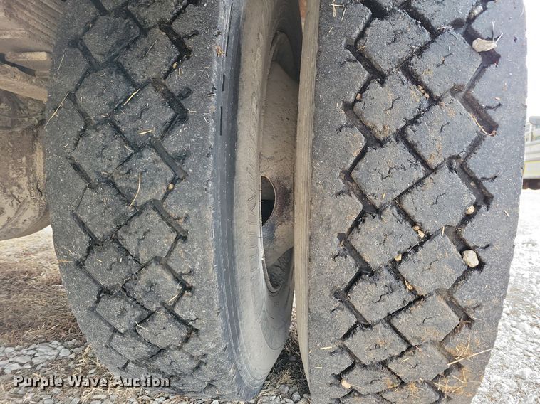 image for item IO9448 2015 IC Corp  school bus