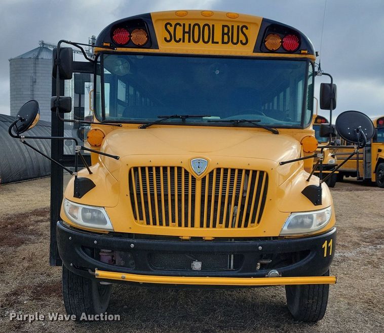 image for item IO9449 2015 IC Corp  school bus