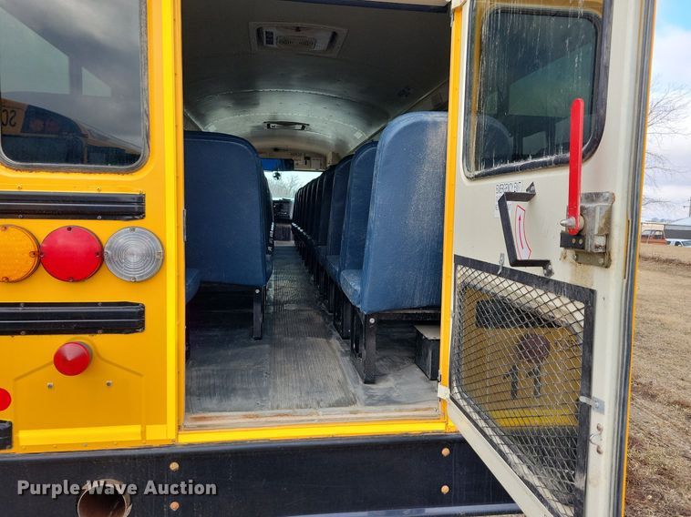 image for item IO9449 2015 IC Corp  school bus