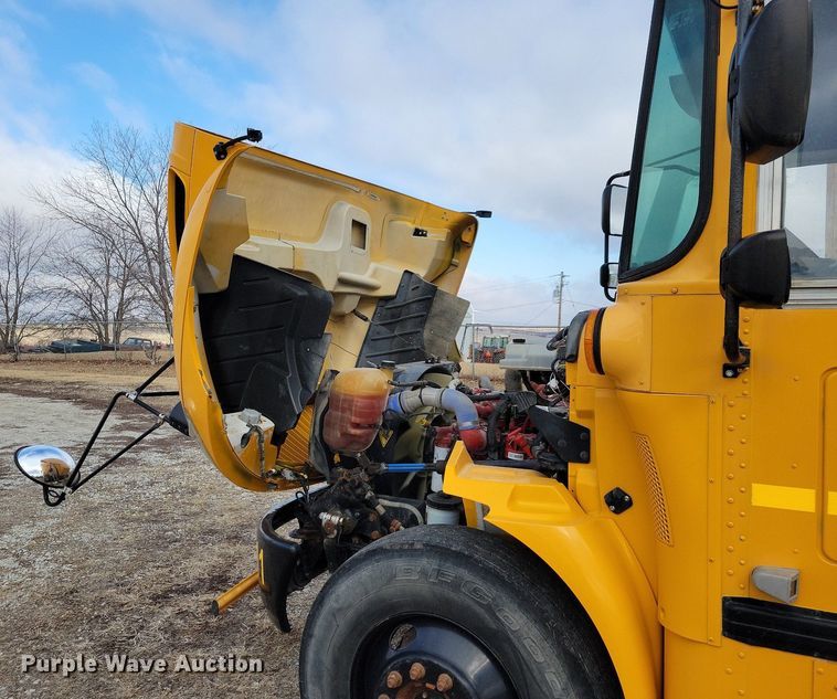 image for item IO9449 2015 IC Corp  school bus