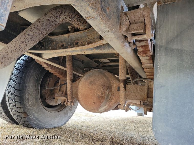 image for item IO9449 2015 IC Corp  school bus