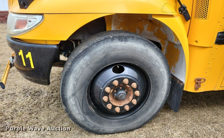 image for item IO9449 2015 IC Corp  school bus