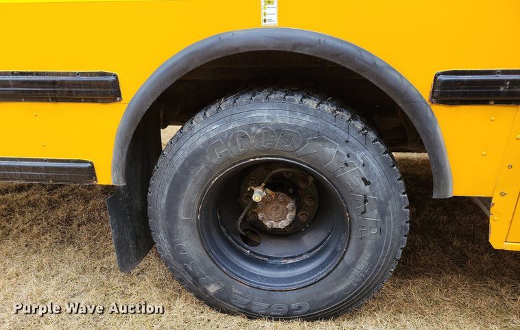 image for item IO9449 2015 IC Corp  school bus