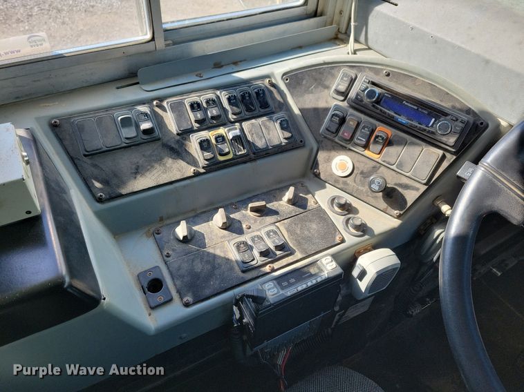 image for item IO9450 2007 Blue Bird Vision  school bus