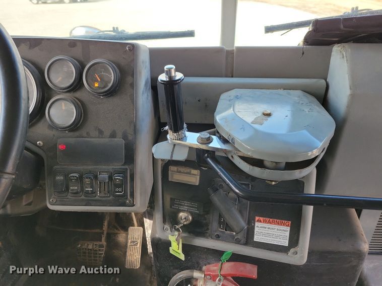 image for item IO9450 2007 Blue Bird Vision  school bus