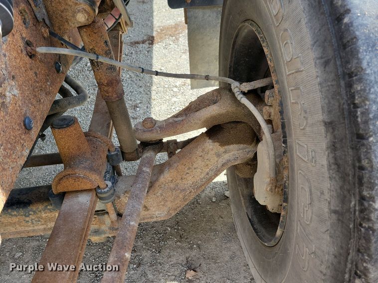 image for item IO9450 2007 Blue Bird Vision  school bus