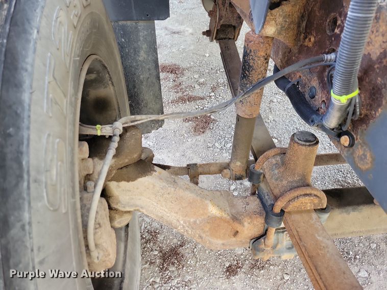 image for item IO9450 2007 Blue Bird Vision  school bus