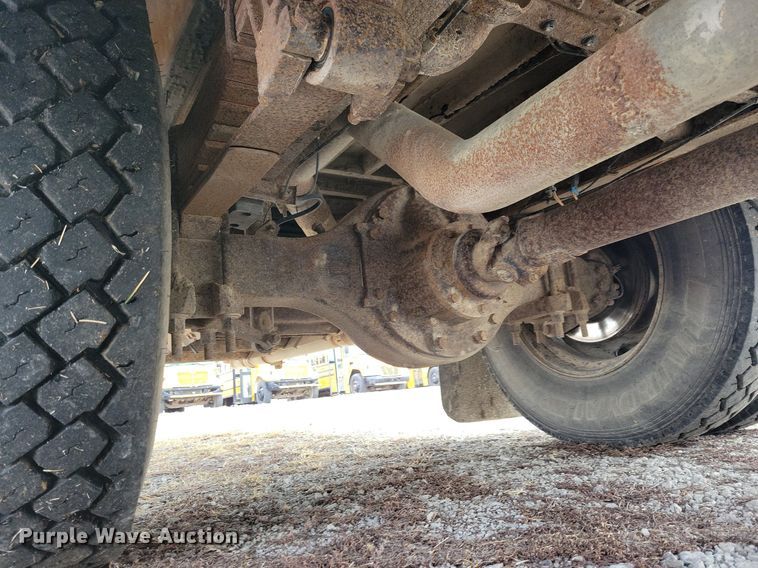 image for item IO9450 2007 Blue Bird Vision  school bus